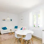 Βίλα Kate - Outdoor Pool, 4 Bedrooms, Free Parking Ντουμπρόβνικ