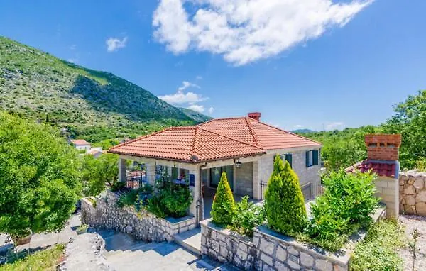 Villa Kate - Outdoor Pool, 4 Bedrooms, Free Parking Dubrovnik
