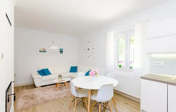 Villa Kate - Outdoor Pool, 4 Bedrooms, Free Parking Dubrovnik