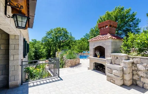 Kate - Outdoor Pool, 4 Bedrooms, Free Parking Dubrovnik