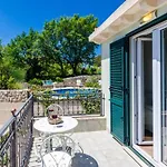 别墅 Kate - Outdoor Pool, 4 Bedrooms, Free Parking 杜布罗夫尼克